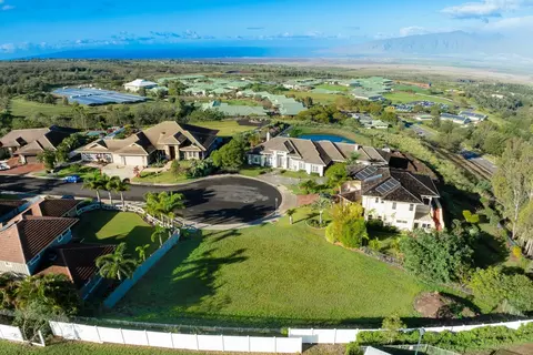 36 Ohia Lehua Pl, Makawao, HI 96753