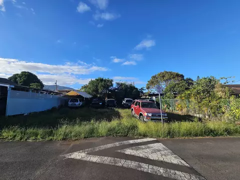 1958 North St, Wailuku, HI 96793