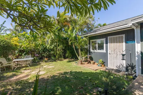 32 Kupalaiki Loop, Kihei, HI 96753