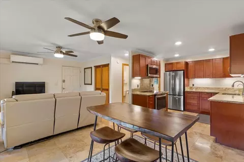1450 S Kihei Rd #B202, Kihei, HI 96753