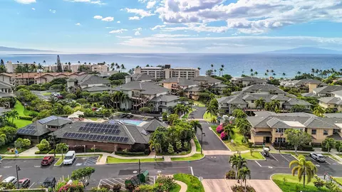 34 Hauwahine Ln #G203, Kihei, HI 96753