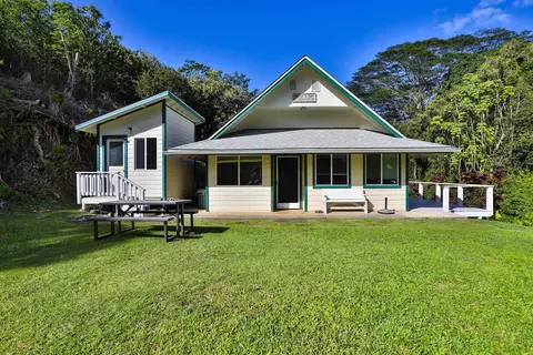 Exterior - 441 Haloa Rd, Haiku, HI 96708 photo 9 of 18
