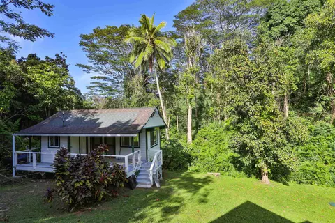 Exterior - 441 Haloa Rd, Haiku, HI 96708 photo 12 of 18