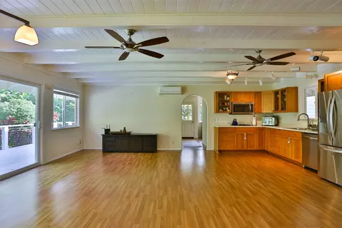 Living - 441 Haloa Rd, Haiku, HI 96708 photo 1 of 3