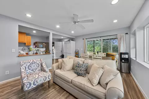 Living - 685 Upper Ulumalu Rd, Haiku, HI 96708 photo 1 of 1