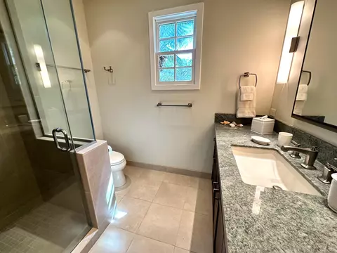 Bath - 100 Lio Pl #Q-4, Maunaloa, HI 96770 photo 3 of 7