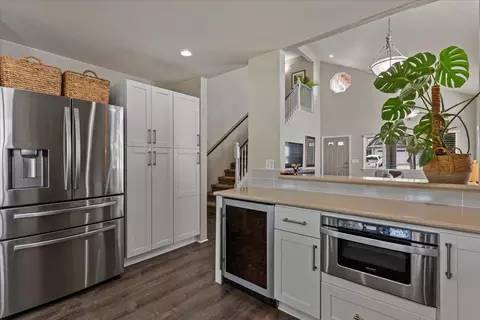 Kitchen - 28 Papahi Loop, Kahului, HI 96732 photo 3 of 7