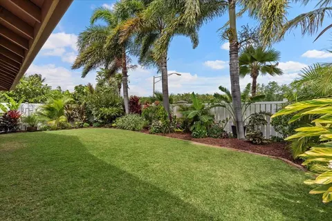Exterior - 28 Papahi Loop, Kahului, HI 96732 photo 6 of 10