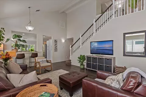Living - 28 Papahi Loop, Kahului, HI 96732 photo 3 of 5