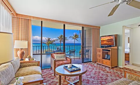 4327 Lower Honoapiilani Rd #501B, Lahaina, HI 96761