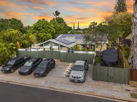 1679 Kahakai St, Kihei, HI 96753