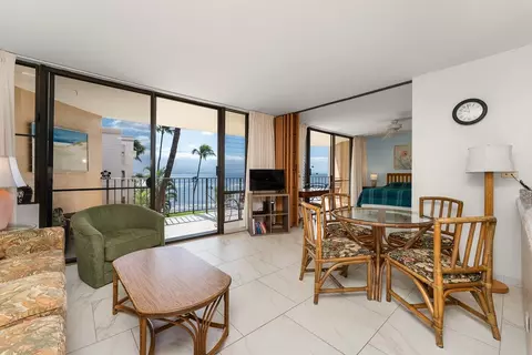 50 Hauoli St #301, Wailuku, HI 96793