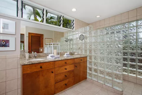 Bath - 60 Ka Dr, Kula, HI 96790 photo 1 of 4