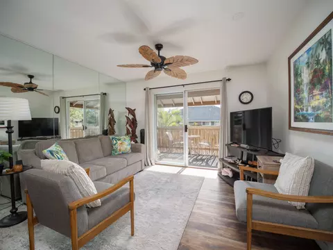 140 Uwapo Rd #33-202, Kihei, HI 96753