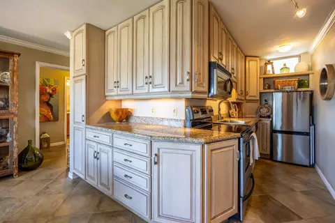 73 N Kihei Rd #604, Kihei, HI 96753