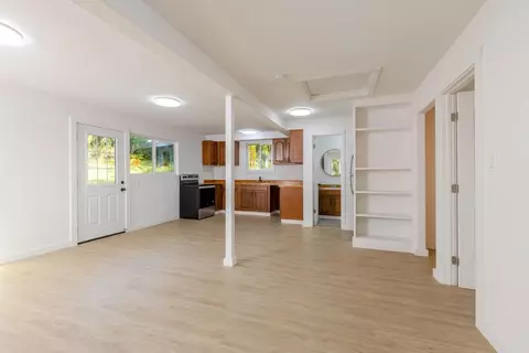 Kitchen - 60 Koolau Rd, Haiku, HI 96708 photo 5 of 6