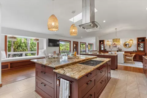 Kitchen - 60 Koolau Rd, Haiku, HI 96708 photo 3 of 6