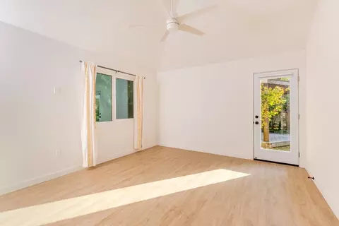 Bedroom - 60 Koolau Rd, Haiku, HI 96708 photo 6 of 6