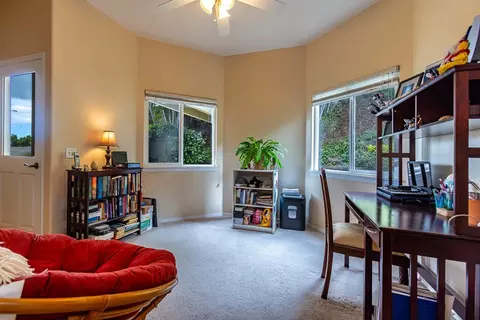 Living - 9 Paliuli Pl, Kula, HI 96790 photo 6 of 6