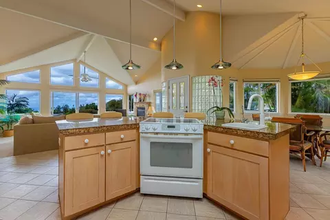 Kitchen - 9 Paliuli Pl, Kula, HI 96790 photo 1 of 5