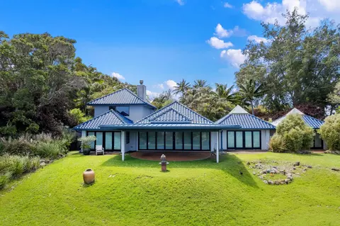 230 Door Of Faith Rd #A, Haiku, HI 96708