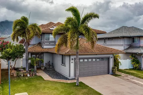 221 Molehulehu St, Kahului, HI 96732