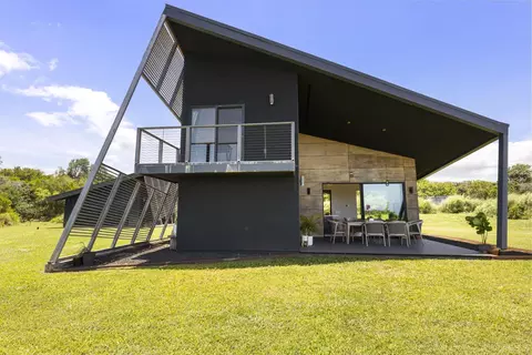 674 Kauaheahe Pl UNIT B, Haiku, HI 96708