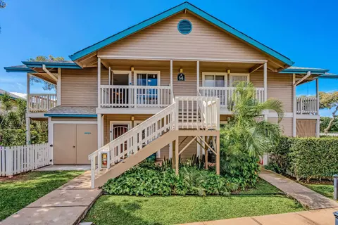 480 Kenolio Rd #14-204, Kihei, HI 96753