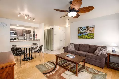 679 S Kihei Rd #B-102, Kihei, HI 96753