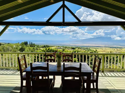 112 Pekelo Pl, Kula, HI 96790