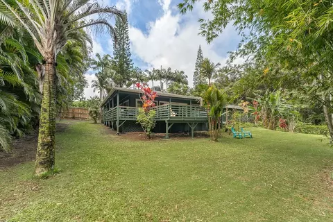 Exterior - 100 Waipalani Rd, Haiku, HI 96708 photo 13 of 14