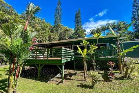 Exterior - 100 Waipalani Rd, Haiku, HI 96708 photo 6 of 14
