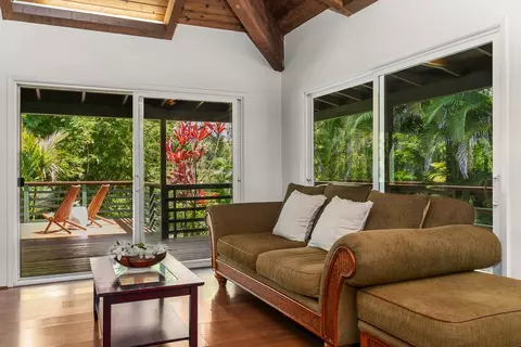 Living - 100 Waipalani Rd, Haiku, HI 96708 photo 3 of 4