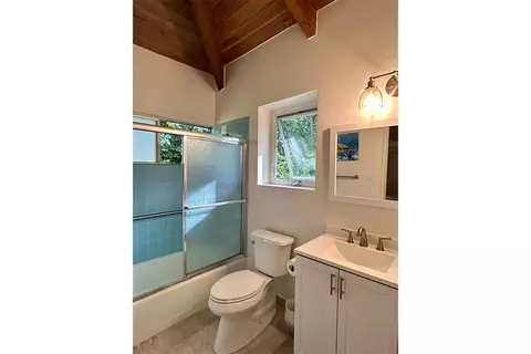 Bath - 100 Waipalani Rd, Haiku, HI 96708 photo 4 of 4