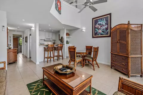 1299 Uluniu Rd #C203, Kihei, HI 96753