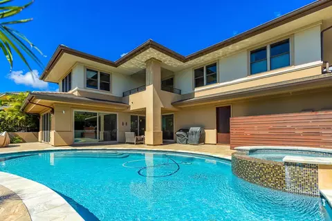 143 Keoneloa St, Wailuku, HI 96793