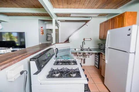 465 Kekoanui Pl, Haiku, HI 96708 photo 5