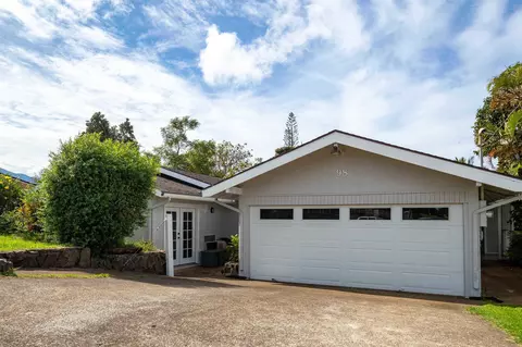98 Mahola St, Makawao, HI 96768