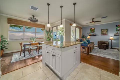41 Kokea St #1002, Wailuku, HI 96793