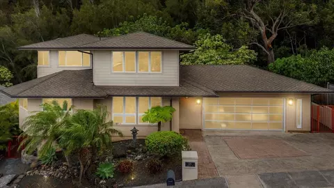543 Polulani Dr, Wailuku, HI 96793