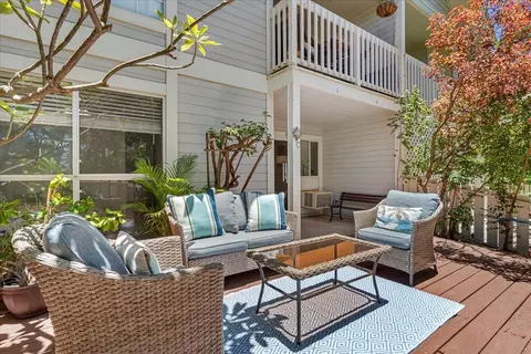 160 Keonekai Rd #17-102, Kihei, HI 96753