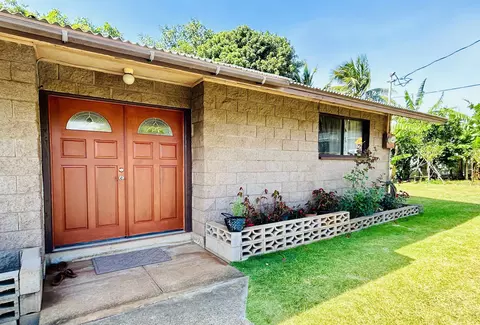 931 Ehoeho St, Makawao, HI 96768