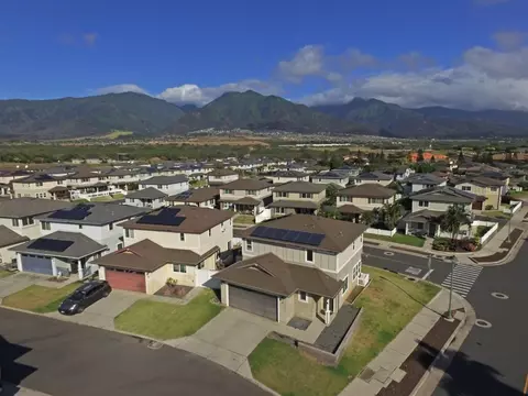 351 Uluna St, Kahului, HI 96732