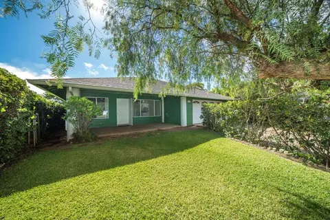 61 Puaina Pl, Makawao, HI 96768