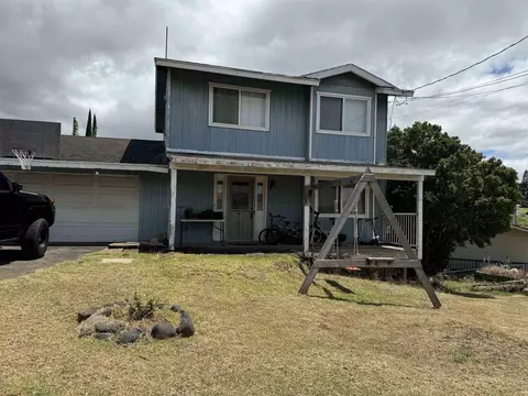 67 Makalani Pl, Makawao, HI 96768