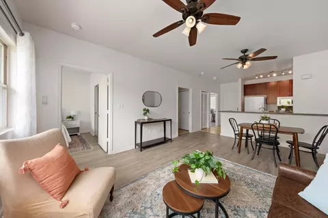 215 Hooulu Ln #1206, Wailuku, HI 96793