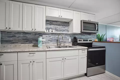 111 Kahului Beach Rd #D118, Kahului, HI 96732