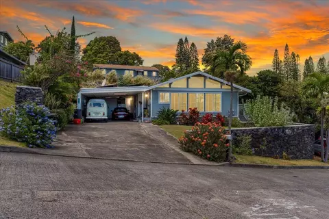 21 Laie Iki Pl, Makawao, HI 96768