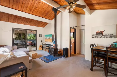 50 Kulalani Dr, Kula, HI 96790