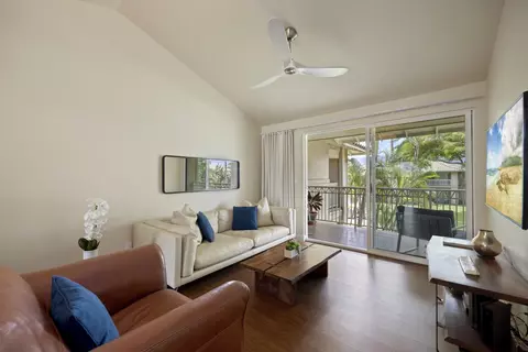 Living - 18 Kai Makani Loop #E203, Kihei, HI 96753 photo 5 of 7